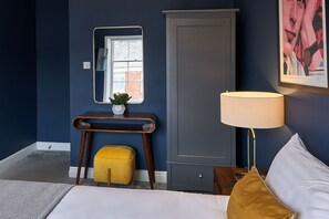 5 sovrum, skrivbord, strykjärn/strykbräda och wi-fi