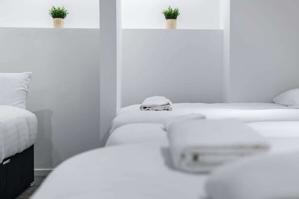 2 Schlafzimmer, Bügeleisen/Bügelbrett, WLAN, Bettwäsche