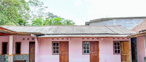Fachada da propriedade