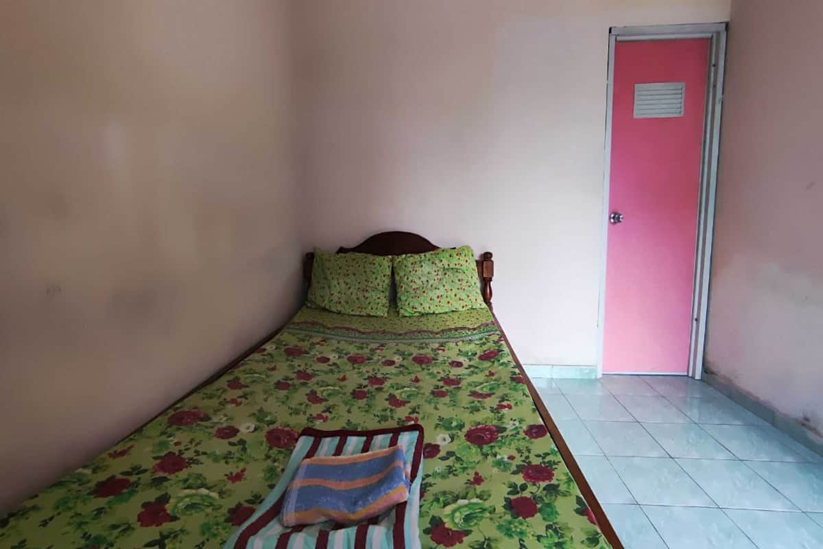 Desk, laptop workspace, free WiFi, bed sheets
