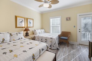 2 bedrooms, iron/ironing board, free WiFi, bed sheets - Paradise Found: Vacation Home Oasis with Amazing Pool, Beach within Reach (Pensacola)
