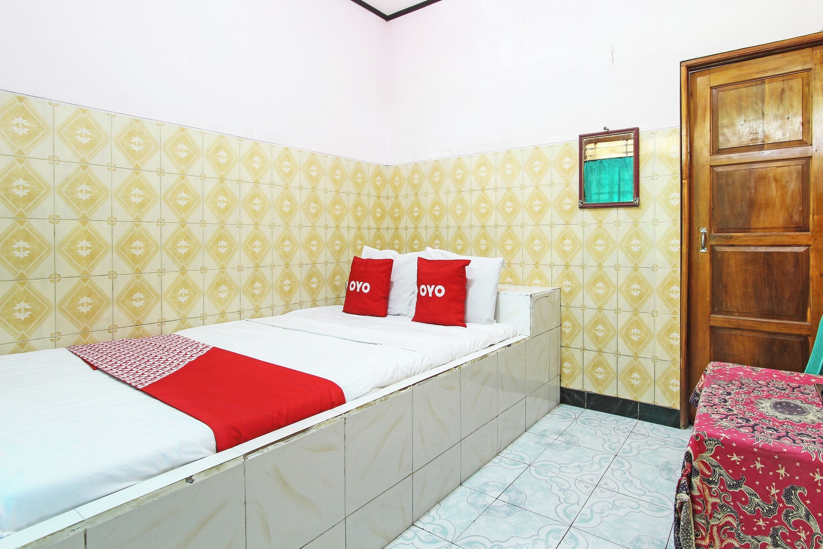Kamar Double Standar
