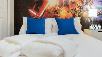 4 bedrooms, iron/ironing board, travel crib, WiFi