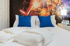 4 chambres, fer et planche à repasser, lit parapluie, Wi-Fi