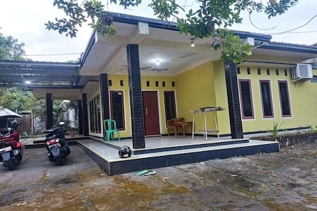 Fachada de la propiedad