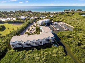 Exterior - Bayside Villa 5130: Your Perfect Island Retreat (Captiva)