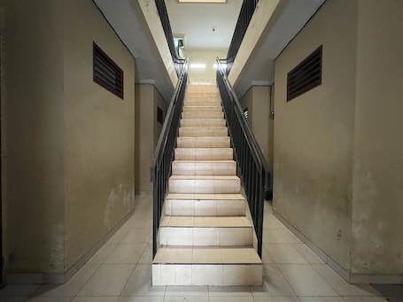 Lobby. OYO 93412 Kost Irma Syariah Near UPTD SMP Negeri 8 Parepare