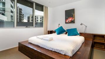 2 bedrooms, desk, iron/ironing board, travel cot