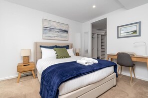 2 chambres, bureau, fer et planche à repasser, Wi-Fi gratuit