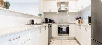 Lyne5 · Captivating 3BR/2BA APT close to Dickson Shopping!