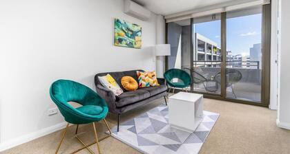 New to VRBO: Parliamentary Triangle Apartment