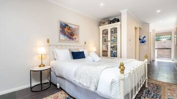1 Schlafzimmer, Schreibtisch, Bügeleisen/Bügelbrett, kostenloses WLAN
