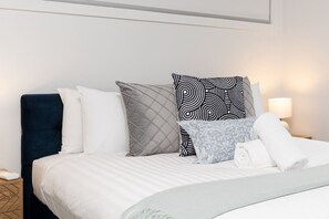 1 室のベッドルーム、デスク、アイロン / アイロン台、WiFi