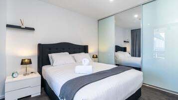 2 habitaciones, tabla de planchar con plancha y wifi gratis