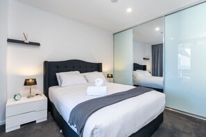 2 Schlafzimmer, Bügeleisen/Bügelbrett, kostenloses WLAN, Bettwäsche