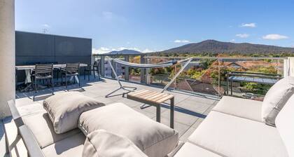 2BR Penthouse w/ Breathtaking View!