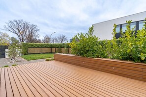 Terrace/patio - 2-Storey Lumiere Townhouse w/ Private Courtyard (Braddon)