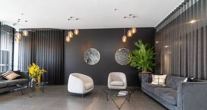 New to VRBO: Kingston Foreshore Apt - 4km from Canberra Centre