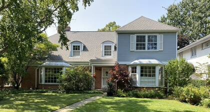 4Br, 3BA, home Evanston, IL, near Northwestern Univ, fully furnished, equipped