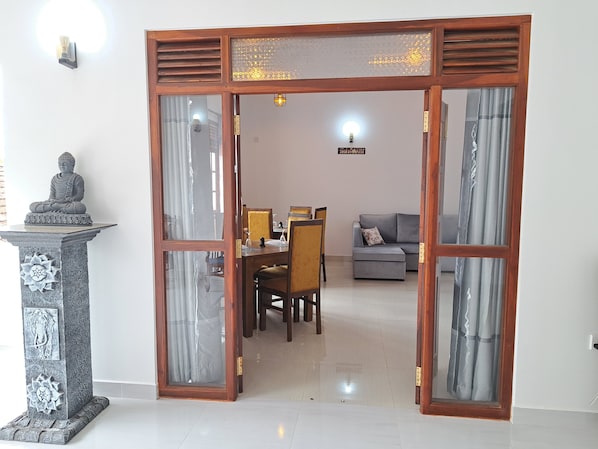 Interior - Hikka Cherish (Hikkaduwa, Galle District, Sri Lanka)