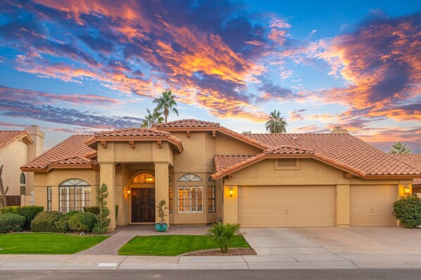 Exterior - Tranquil Retreat at Ocotillo, 4BD, 2.5BA, Huge Pool With Heater, and Pool Table. (Chandler)