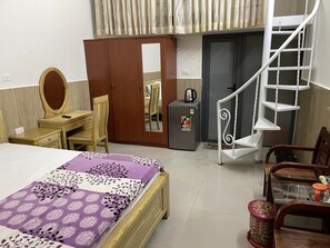 スタンダード シングルルーム | WiFi (無料)