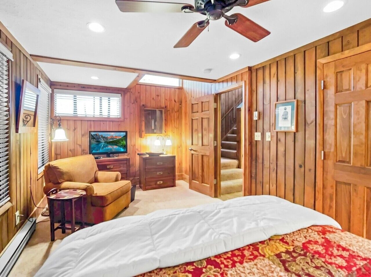 3 bedrooms, desk, free WiFi, bed sheets