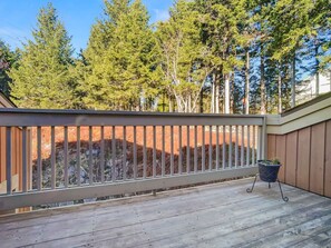Property grounds - Wabasso 1 Covered Parking Convenient Location WiFi (Snowshoe)