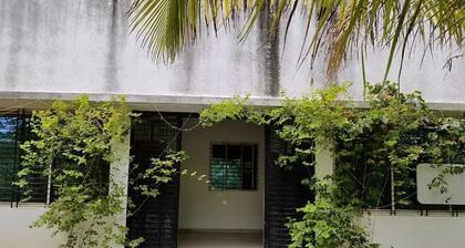 Unique 3- Bedroom Farm Stay Near Ellora,aurangabad