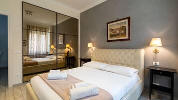 3 bedrooms, in-room safe, desk, iron/ironing board