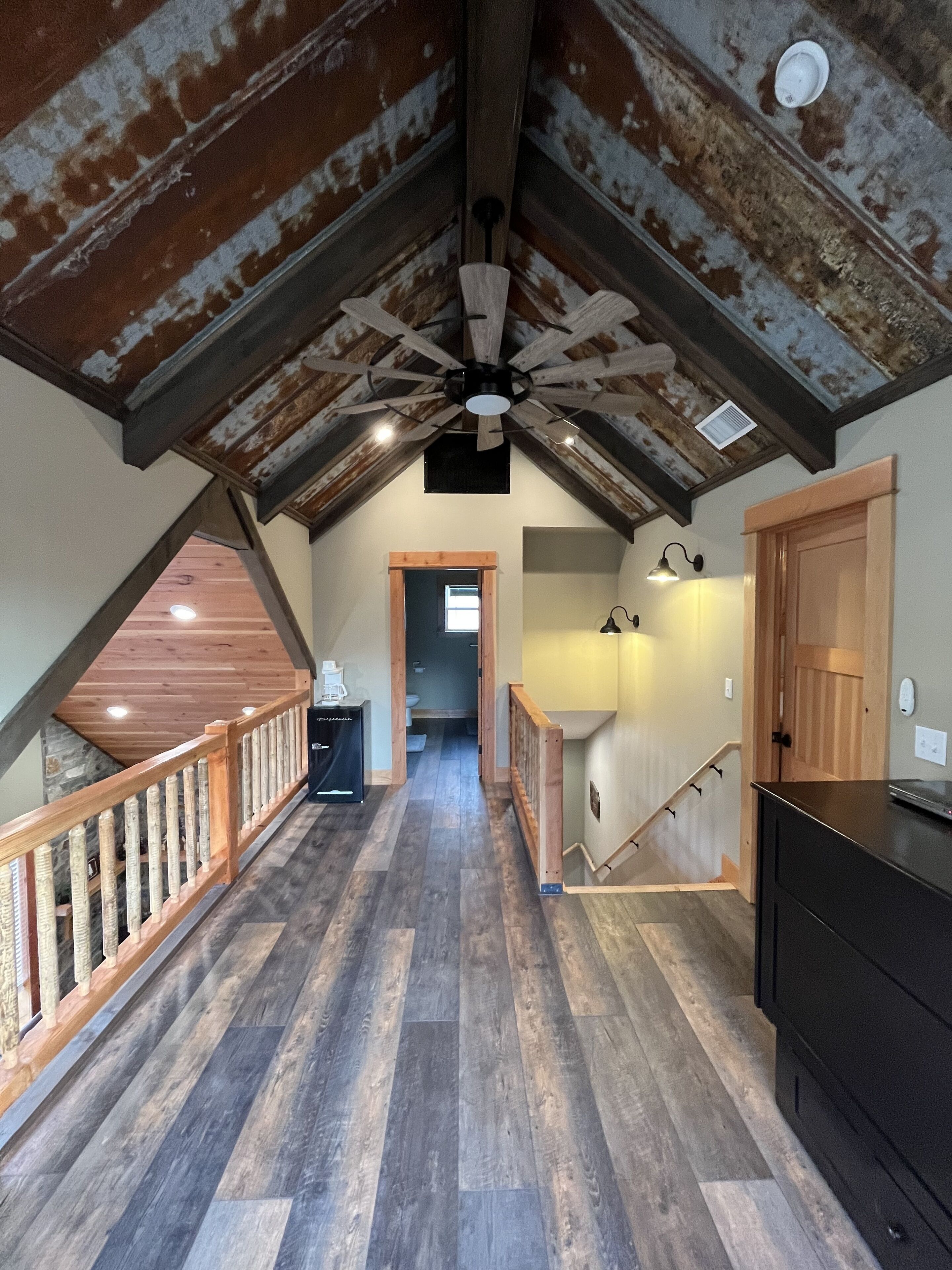 المنشأة من الداخل