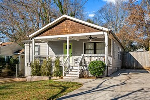 Exterior detail - Near Beltline EAV 'Quiet' Fenced Yard' Fire pit (Atlanta)