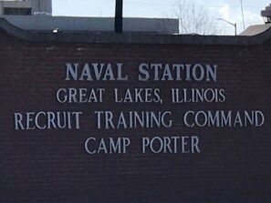 A sign for the Naval Station Recruit Training Command Camp Porter in Great Lakes, Illinois. - Apt W/ heated garage Libertyville Near Naval Base (Libertyville)