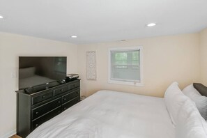 1 chambre, bureau, fer et planche à repasser, Wi-Fi gratuit