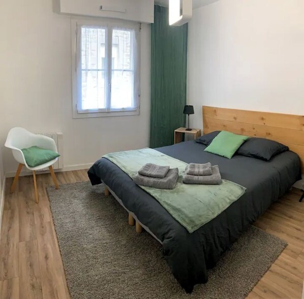 1 chambre, accès au Wi-Fi (inclus), literie fournie