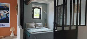 1 bedroom - "LE COSY LUBERON" - VIENS (Viens)