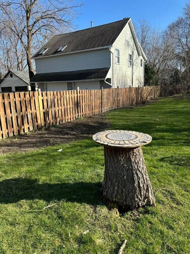 Cozy W Front Porch DT Libertyville near Naval Base