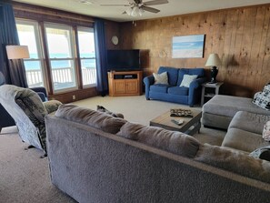 Smart TV, DVD player - Sundancer at Oak Island on the Beach. (Oak Island)