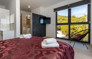 4 bedrooms, iron/ironing board, travel cot, WiFi - Luxus Villa Dalmatien mit Pool und Meerblick (Komarna)