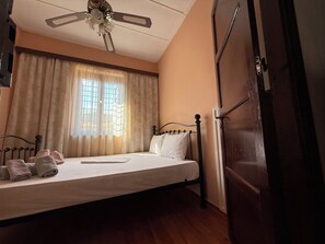 3 Schlafzimmer, Bügeleisen/Bügelbrett, WLAN, Bettwäsche