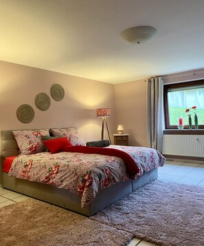 1 bedroom, free WiFi, bed sheets
