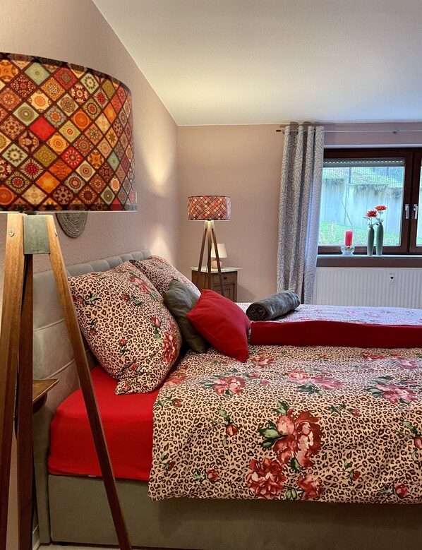 1 bedroom, free WiFi, bed sheets