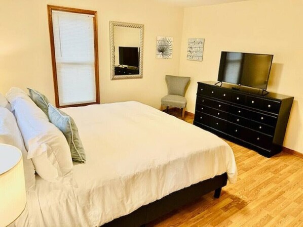 2 chambres, bureau, fer et planche à repasser, Wi-Fi gratuit