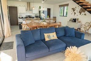 Interior - Ocean View Villa near El Tunco in El Salvador (El Sunzal)