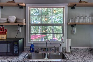 Interior - Escape to the Great Smoky Mountains! 🍁⛰️ Pet Friendly 🐾 (Sevierville)