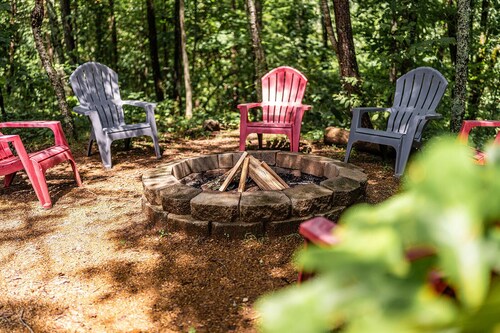 Escape to the Great Smoky Mountains! 🍁⛰️ Pet Friendly 🐾