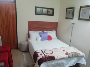 1 sovrum, strykjärn/strykbräda, wi-fi och sängkläder