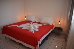 Family Apartment | 2 bedrooms, soundproofing, iron/ironing board, free WiFi - Manaeva L3 (Papeete)