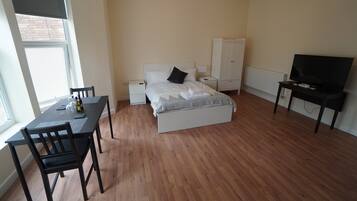 Premium Studio | Living area | Smart TV