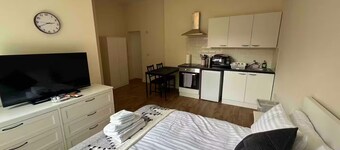 Arbourfield Lodge | Serviced Accomodation 